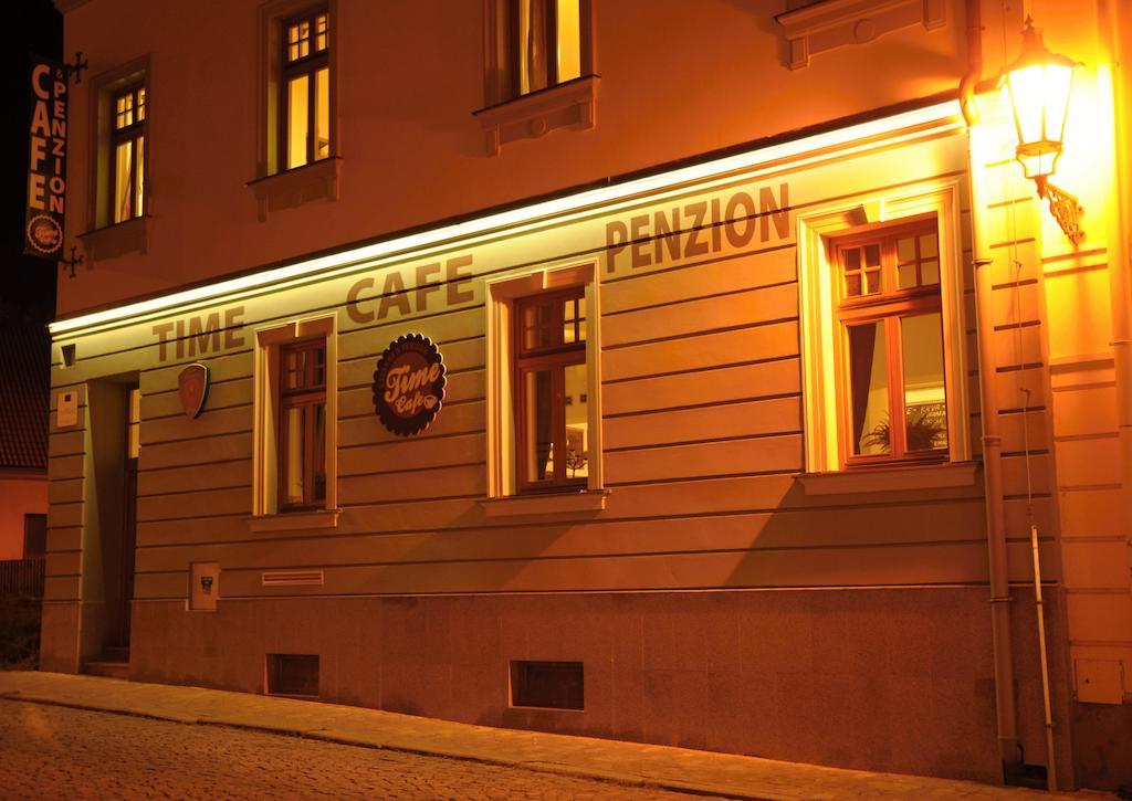 Time Cafe & Penzion Пршибрам Экстерьер фото